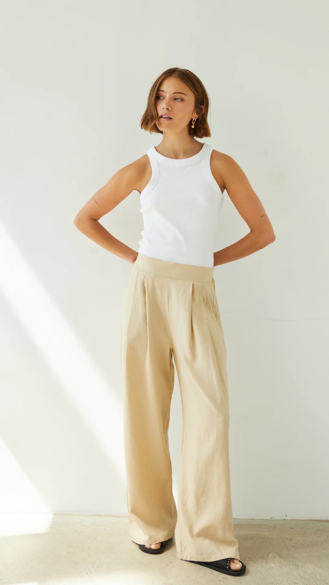 Alexis Linen Trousers - Sand - Image 3
