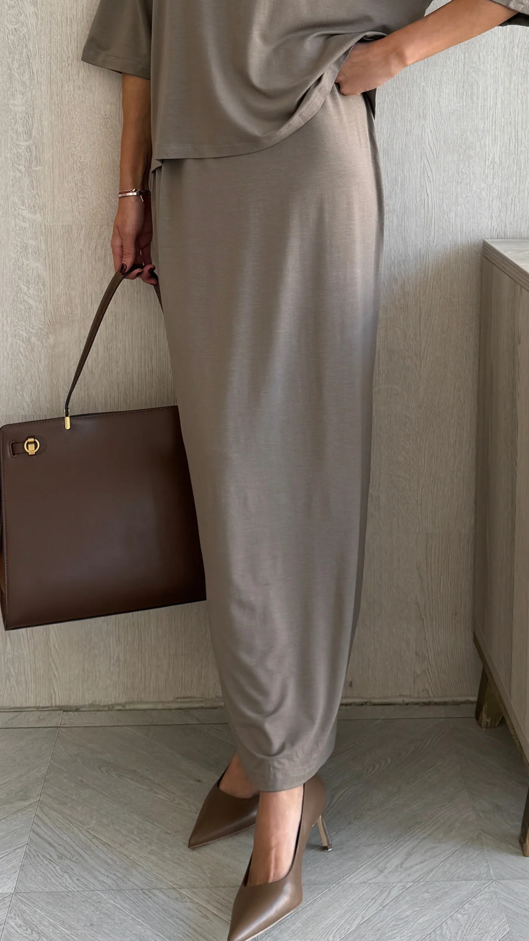 Aria Jersey Skirt - Taupe