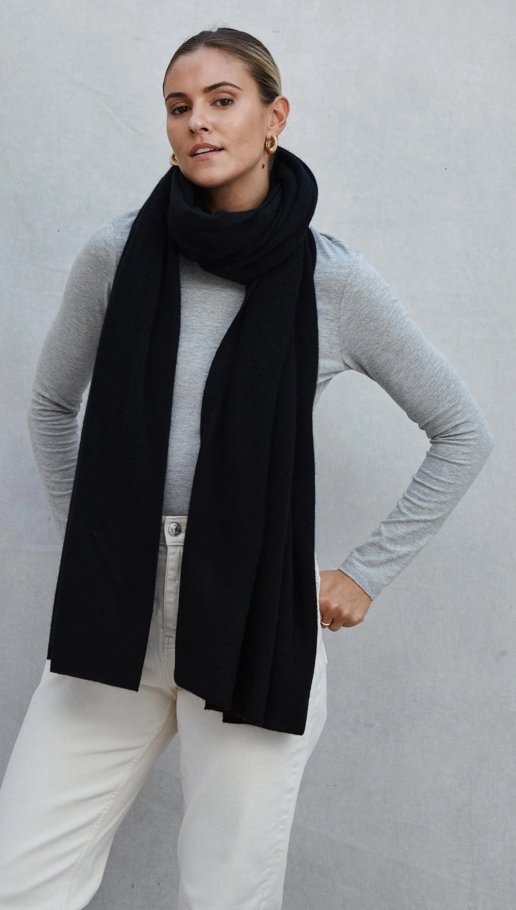 Cashmere Travel Wrap - Black - Image 7