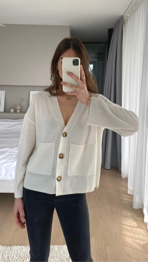 Cathrine Cashmere Cardigan - Ivory - Image 3