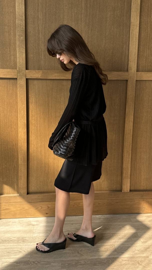 Faye Knit Bermuda - Black - Image 17