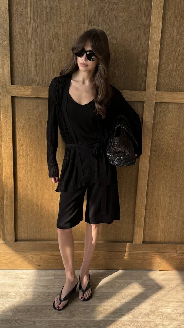 Faye Knit Bermuda - Black - Image 8
