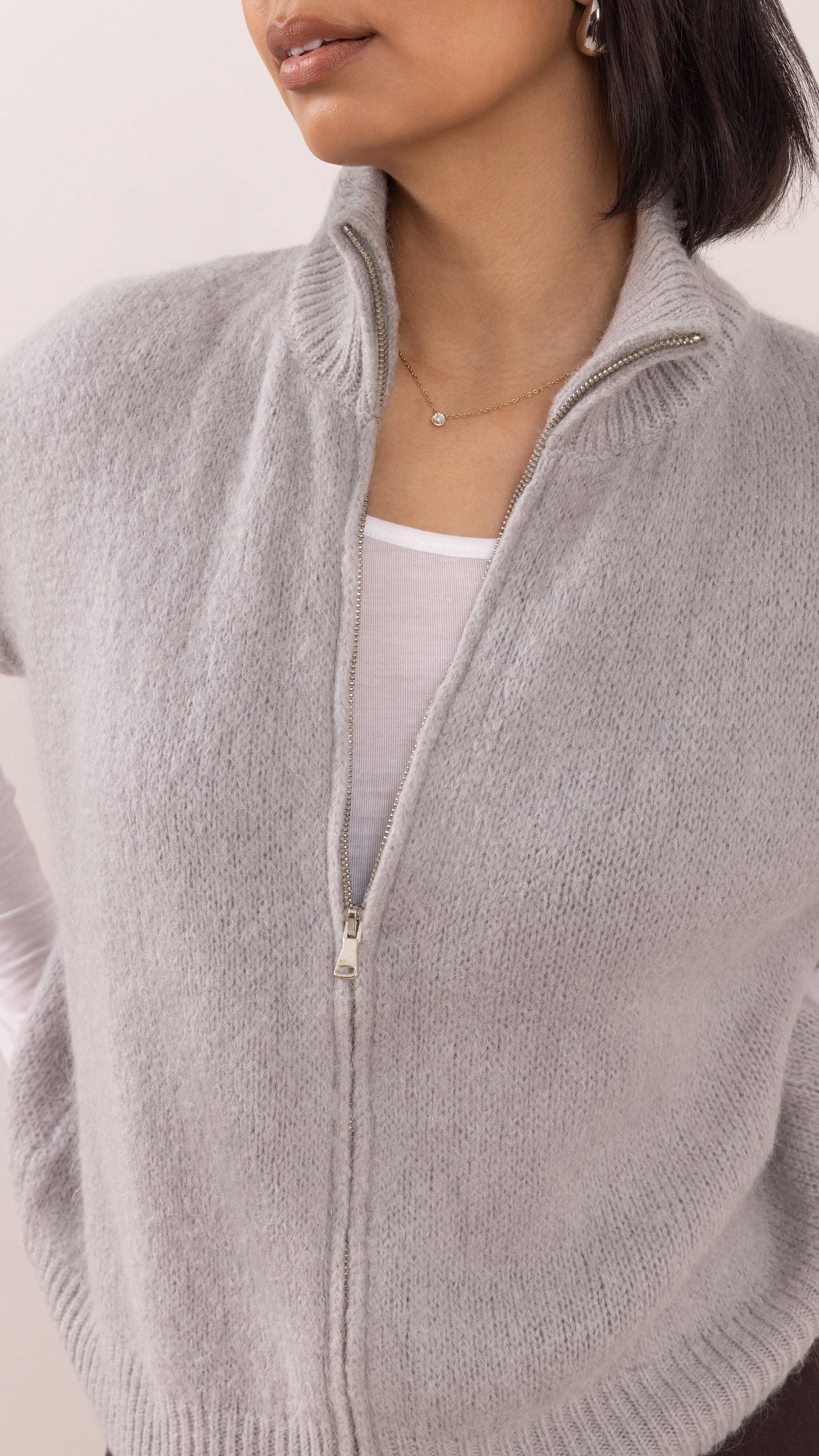 Leigh Sleeveless Zip Cardigan - Silver Grey - Image 5