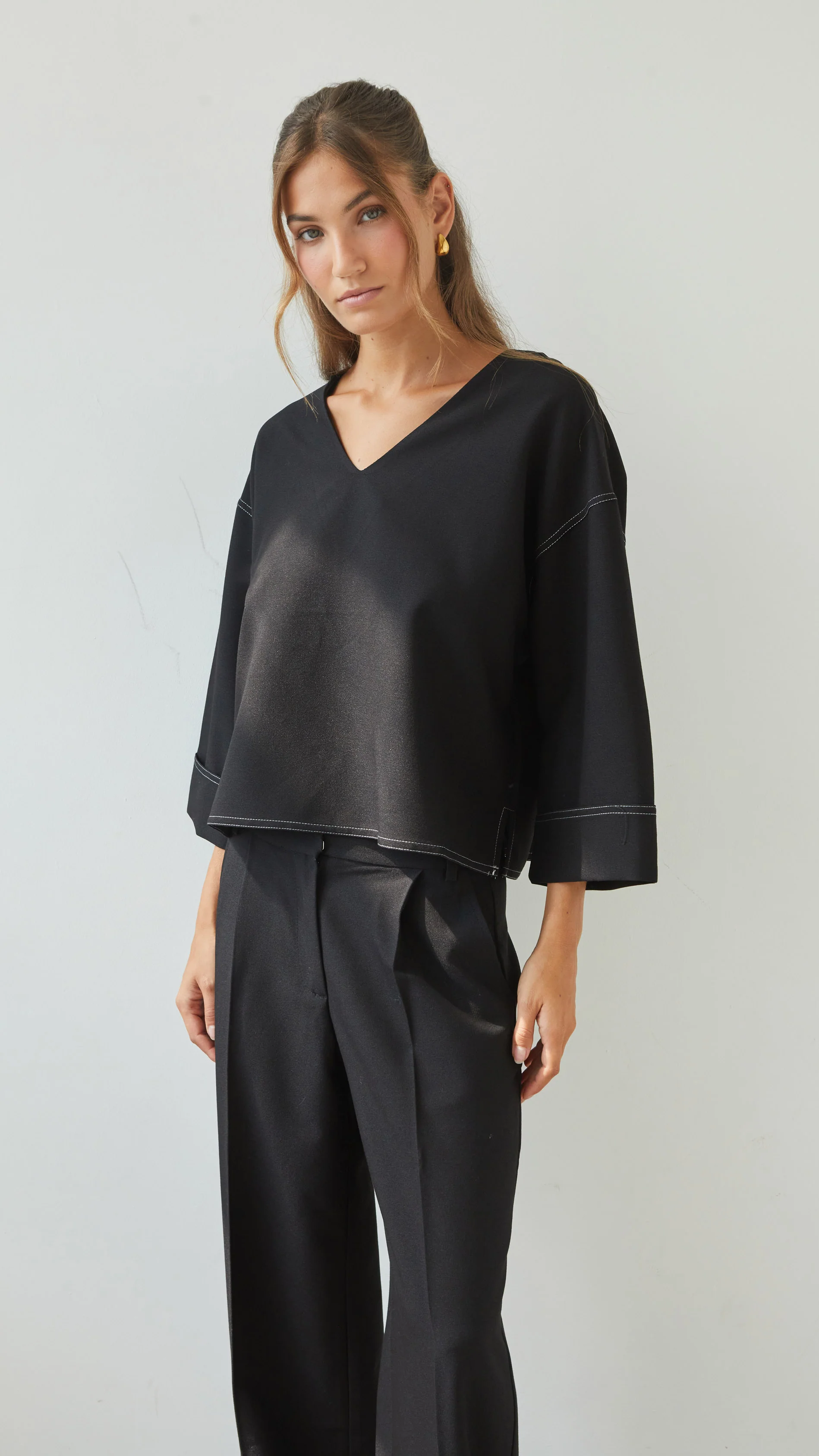 Olina V-Neck Crepe Top - Black - Image 8
