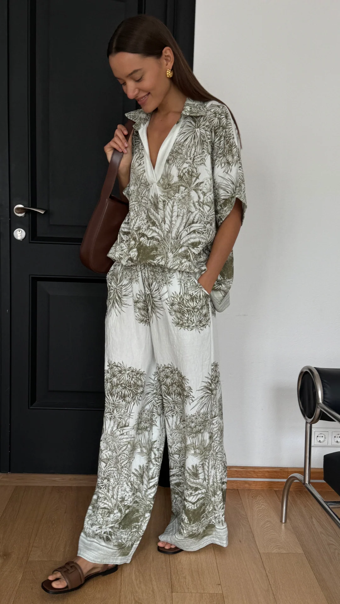 Stella Set - Khaki Print - Image 4